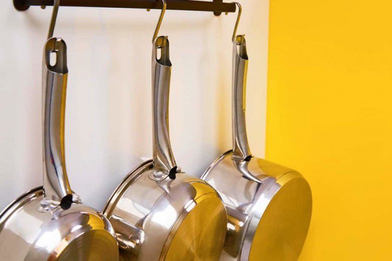 5. Cairan Pembersih Stainless Steel