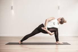 1. Yoga Vinyasa 