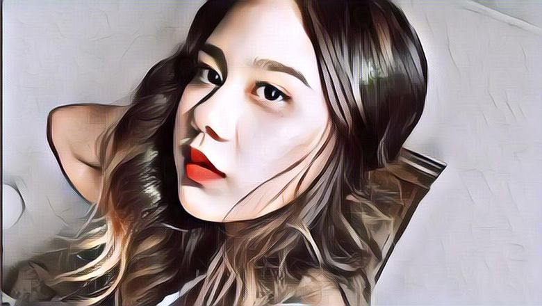 Tidak Hanya beken di Indonesia, Artis Ini Bahkan Terpampang di Times Square!