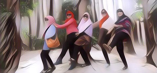 Bikin Tepok Jidat, Ini Tingkah Emak-emak Ngeselin Saat Traveling