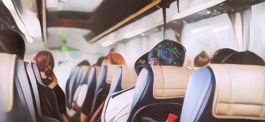 Merinding! Wanita Ini Pulkam ke Malang Naik Bus Hantu, Dibawa ke Kampung Gaib