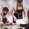 Viral Salon di China Ini Dilayani Para Pria Tanpa Baju, Kerjaannya Menghias Kuku Wanita