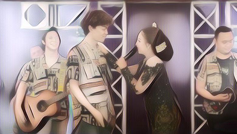 Arti Lirik Lagu Raiso Dadi Siji - Niken Salindry Feat. Kevin Ihza Yang Trending, Bermakna Cinta Terhalang Istri