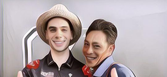 Pembalap MotoGP Bertemu dengan Pria Indonesia di Mandalika, Momennya Bikin Haru