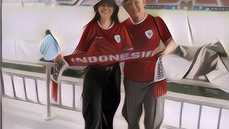 Bikin Iri! Fitri Carlina Bisa Foto Bareng Para Pemain Timnas Indonesia U-23 di Qatar