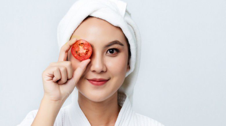 2. Mengurangi Minyak Pada Wajah