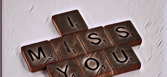 Begini Cara Mudah Bikin Cowok Kangen Berat