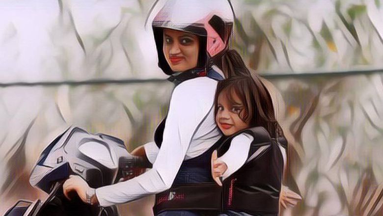 Kocak! Ibu Ini Mengira Anaknya Sudah Naik Motor, Sang Bocah Bingung Ibunya Ngacir