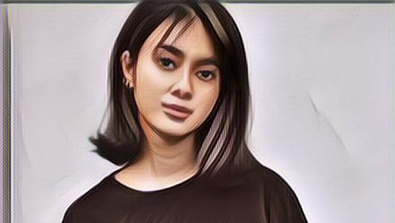 Pro Kontra Penyanyi Rahmania Astrini Jadi Pembuka Konser Coldplay