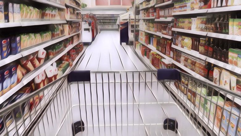 Viral di TikTok! Gadis Cantik Ini Punya Supermarket Pribadi di Rumahnya