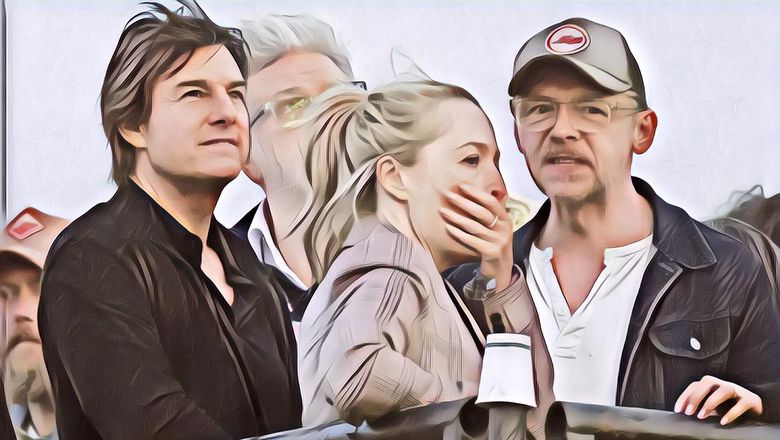 Tom Cruise Menghadiri Festival Glastonbury Coldplay Bersama Gillian Anderson dan Simon Pegg