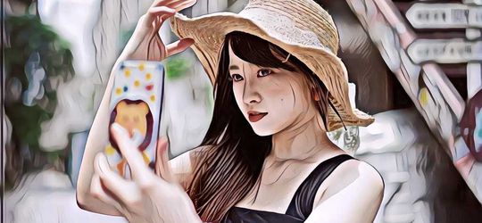 Hasil Selfie Beda Dengan Bercermin? Ini Alasannya!