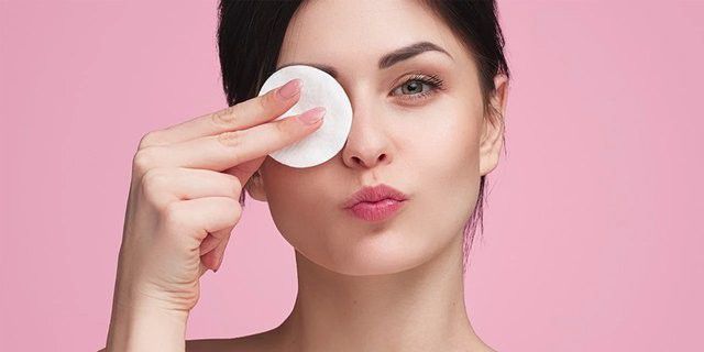 3. Malas Menghapus Makeup