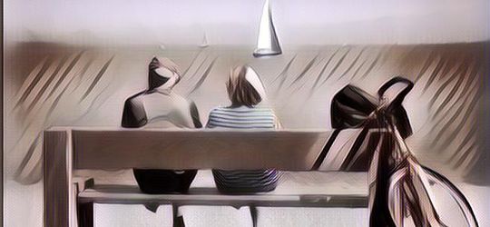 Romantis & Bikin Haru, Suami Ini Viral Karena Sering Antar Jemput Istri Naik Sepeda