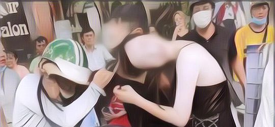 Sadisnya Kebangetan! Wanita Ini Dituding Jadi Pelakor, Ditelanjangi dan Tubuhnya Disiram Bubuk Cabai