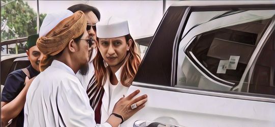 Bahar bin Smith Koleksi Mobil Sport, Dari Mana Sumber Kekayaannya?