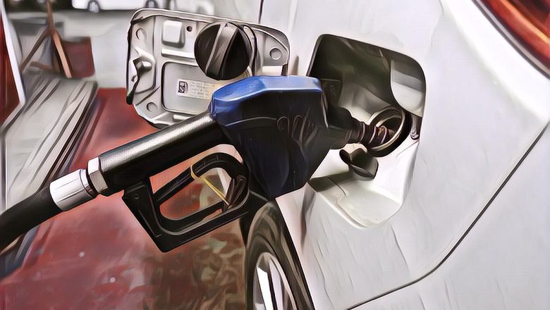 Viral Sebuah Mobil Mogok Setelah Mengisi Pertamax yang Isinya Dicampur Air, Begini Kronologinya