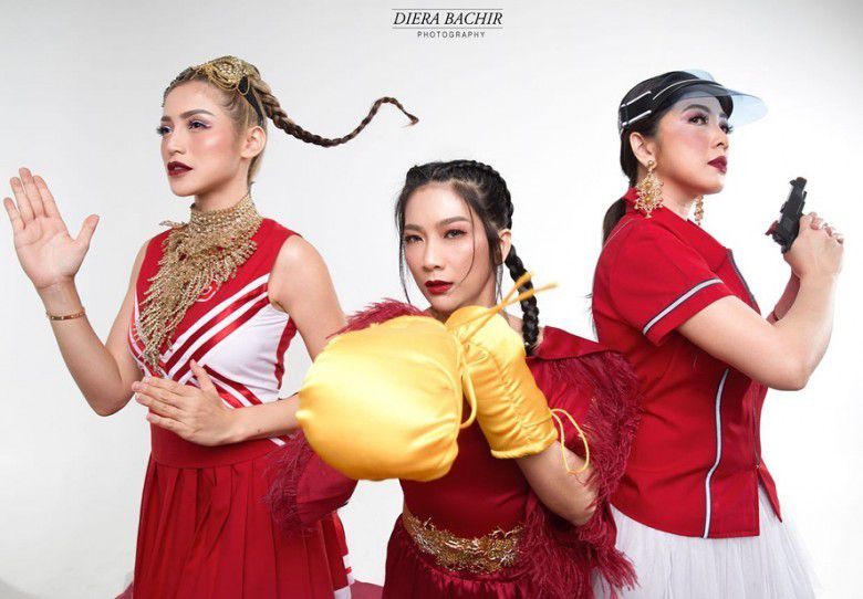 Kalo ini kayanya bakal jadi idola penggemar Mahmud, deh. Yah mau gimana lagi, kece badai!