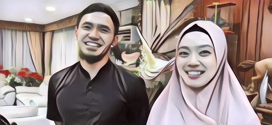 Lindswell Kwok Curi Perhatian Warganet dalam Balutan Hijab