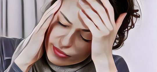 Sakit Kepala Bagian Atas, Apakah Berbahaya? Begini Loh Penyebab dan Cara Mengatasinya