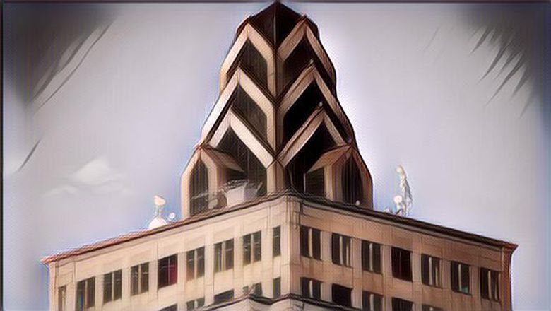 Dunia Gaib Menara Saidah, dari Kuburan Jadi Istana