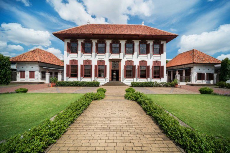 3. Sebagai tempat menggelar pameran