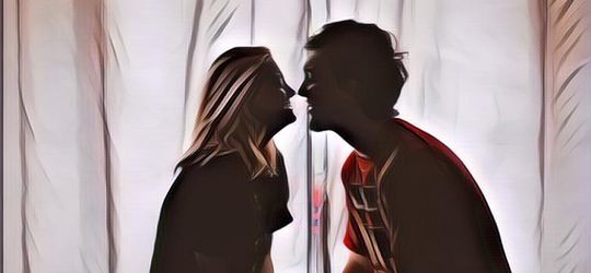 Ingin Membuat Wanita Jatuh Cinta? Coba Deh Lakukan 5 Sikap Ini