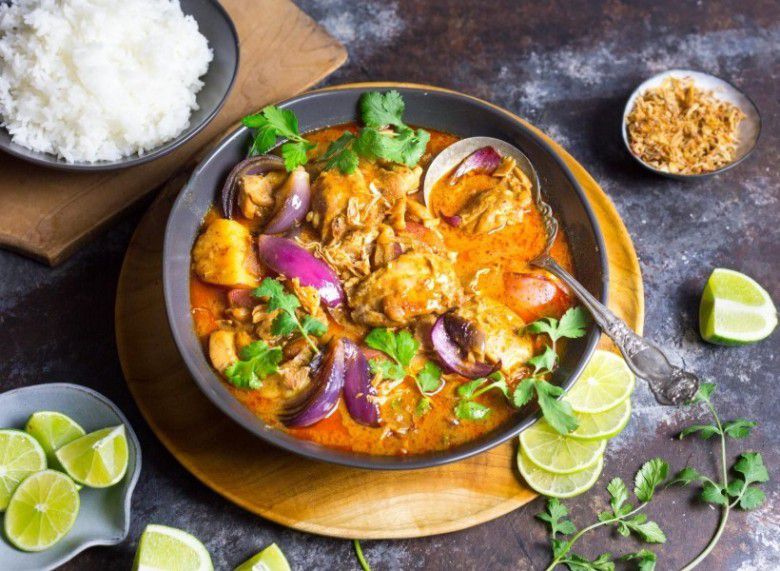 #Kari Massaman dari Thailand