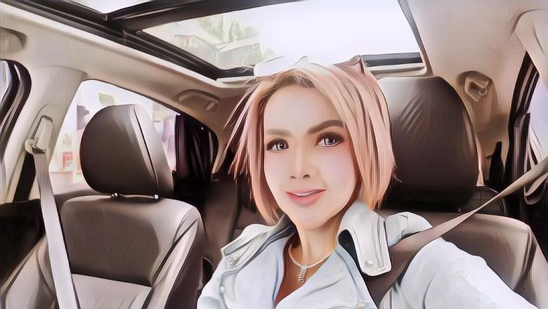 Ngaku Gak Akrab, DJ Dinar Cindy Malah Kepergok Shopping Bareng Barbie Kumalasari