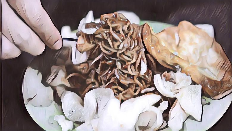 Ketoprak Indomie Lagi Viral Nih, Tertarik Buat Cobain?