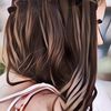 Bingung Mau ke Pesta? Coba Gaya Rambut Waterfall Braid Berikut Ini!