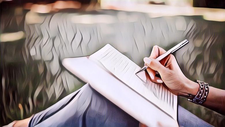 Nggak Cuma Sebagai Tempat Curhat, Ternyata Ini Deretan Manfaat Menulis Buku Harian