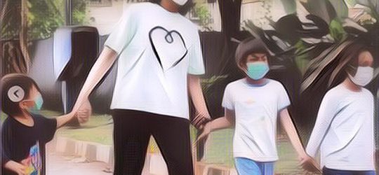 Jarang Terekspos, Momen Menteri Sri Mulyani Momong Cucu-cucu di Rumah, Jadi Nenek Idaman