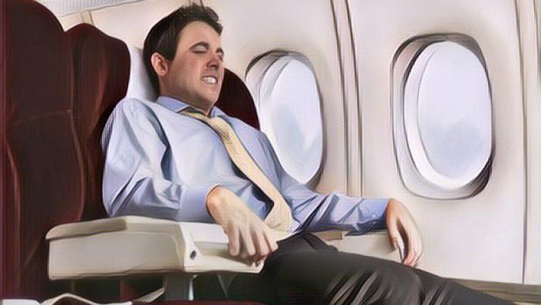 Takut Naik Pesawat? Yuk Ikutin Cara Ini Biar Mendadak Berani!