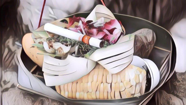 Pakar Supranatural Ini Bicara Soal Efek Makan Sesajen Bagi Tubuh, Horor Gak Sih?