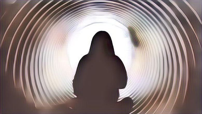 Kisah Wanita Yang Mengalami Gangguan Jiwa Akibat Diguna-Guna