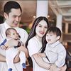 Gede Banget! Segini Suami Sandra Dewi Kasih Uang Gaji dan Bonus untuk Pengasuh Anaknya