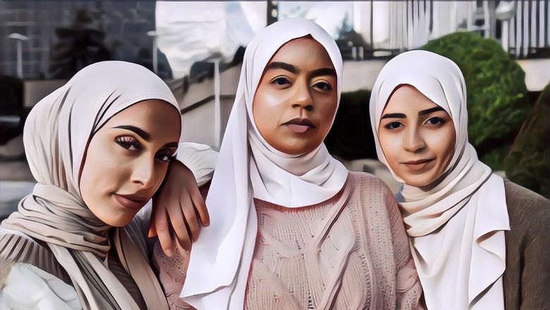 9 Tips Hijab buat Pemilik Wajah Bulat yang Bikin Wajahmu Terlihat Tirus, Perlu Dicoba Nih Girls!