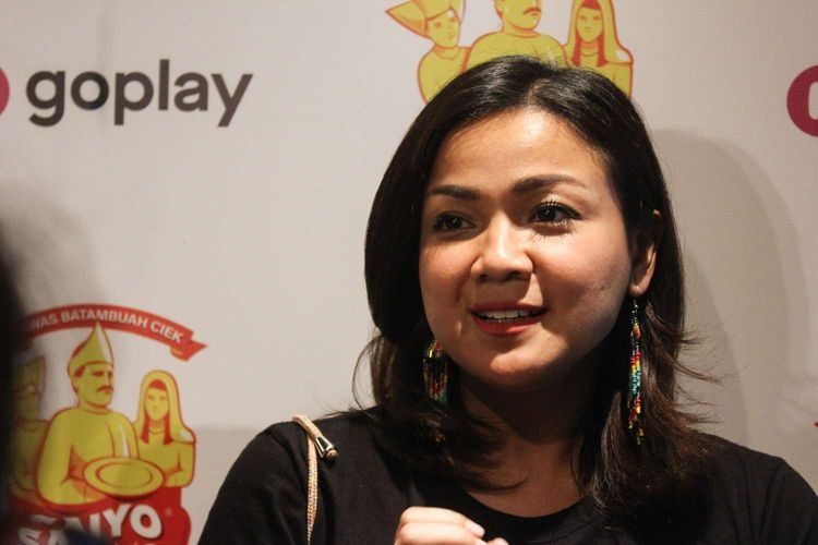 3. Nirina Zubir