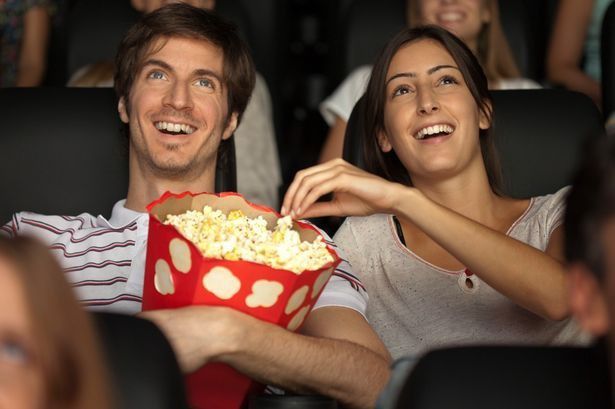 #6 Kursi depan, di pojok pula