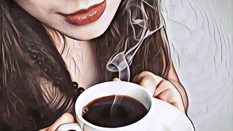 Ngeri! Gara-gara Minum Kopi, Wanita Cantik Ini Sulit Napas dan Nyaris Tewas