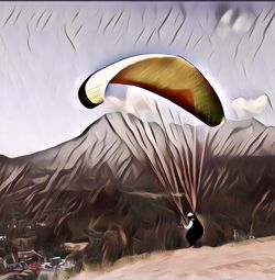 Viral Kabar Paralayang Tak Boleh Lagi Terbang di Atas Gunung Bromo, Netizen: Sakral Atau Takut Ketahuan?
