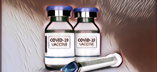 Bikin Netizen Terharu, Bapak Ini Rela Kayuh Sepeda 15 Kilometer Demi Dapatkan Vaksin