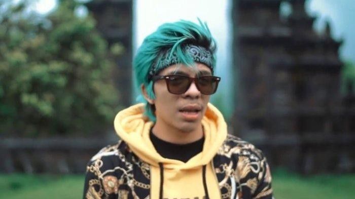 Ada banyak yang memanfaatkan kasus yang Ferdian Paleka