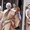 Perjuangan Biksu Asal Bangladesh dan China Belajar Agama Buddha di Indonesia