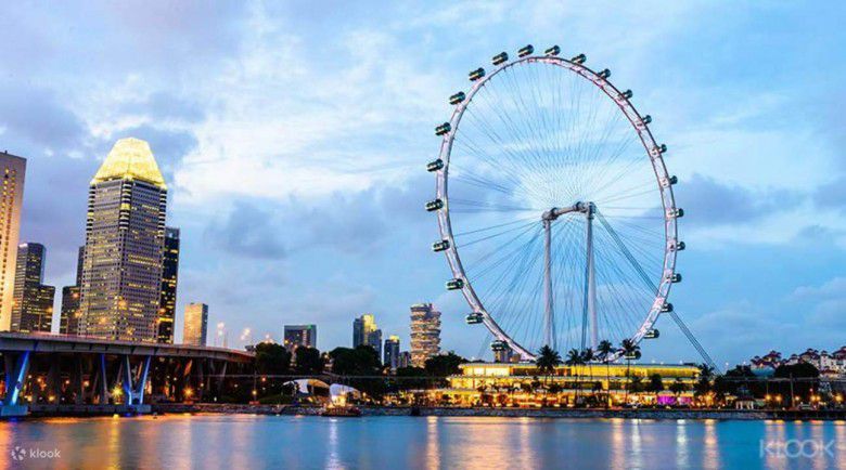 4. Singapore Flyer, Bianglala Terbesar Di Asia