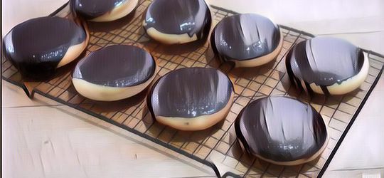 Gak Perlu Repot Uleni dan Proofing, Ini Resep Donat Cair Cuma Pakai Centong Sayur