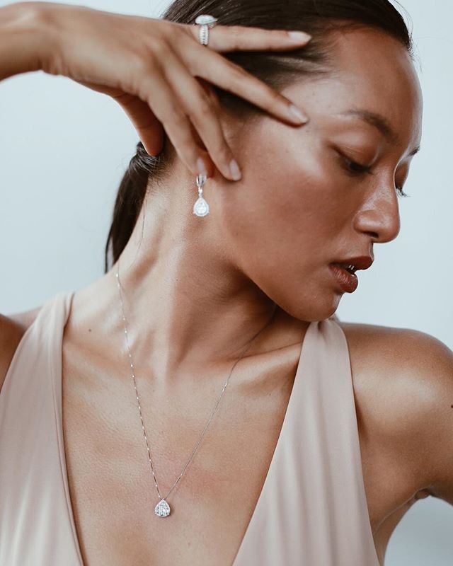 1. Asmara Abigail, dengan kulit yang eksotis, doi serius tekuni dunia perfilman