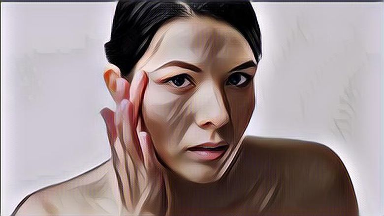 Tidur Miring ke Samping Bisa Timbulkan Kerutan di Wajah: Mitos atau Fakta?