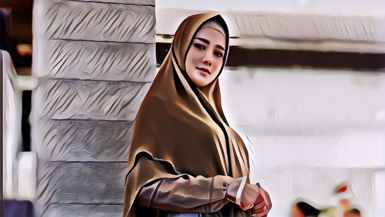 Tak Hanya Mulan, Sejumlah Selebritis Ini Juga yang Akan Ngantor di Senayan